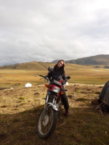 301039_4450793228549_281799011_n