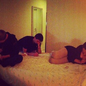 943057_622050937824359_1365027620_n