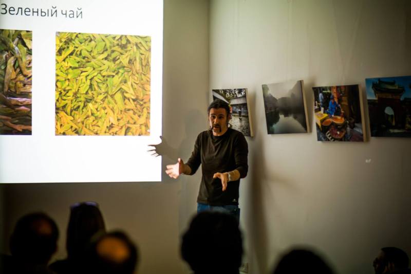 1483579_10152091651953904_1570386453_o