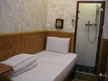 new-garden-hostel-hong-kong_091120090805265941