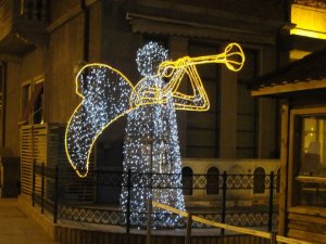 190194_1810765263044_2703976_n