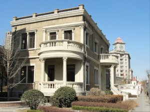 200688_1810723261994_7895386_n