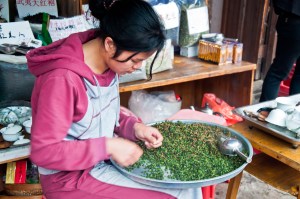 Очистка чая Тегуаньнь черенков 